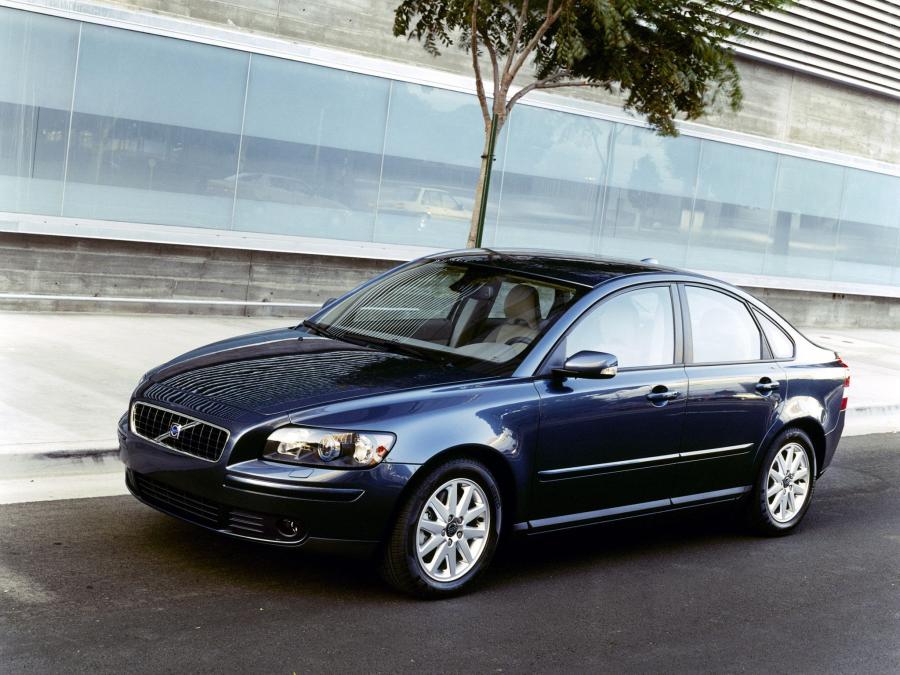  Volvo S40 2004 года  (фото 26 из 26)